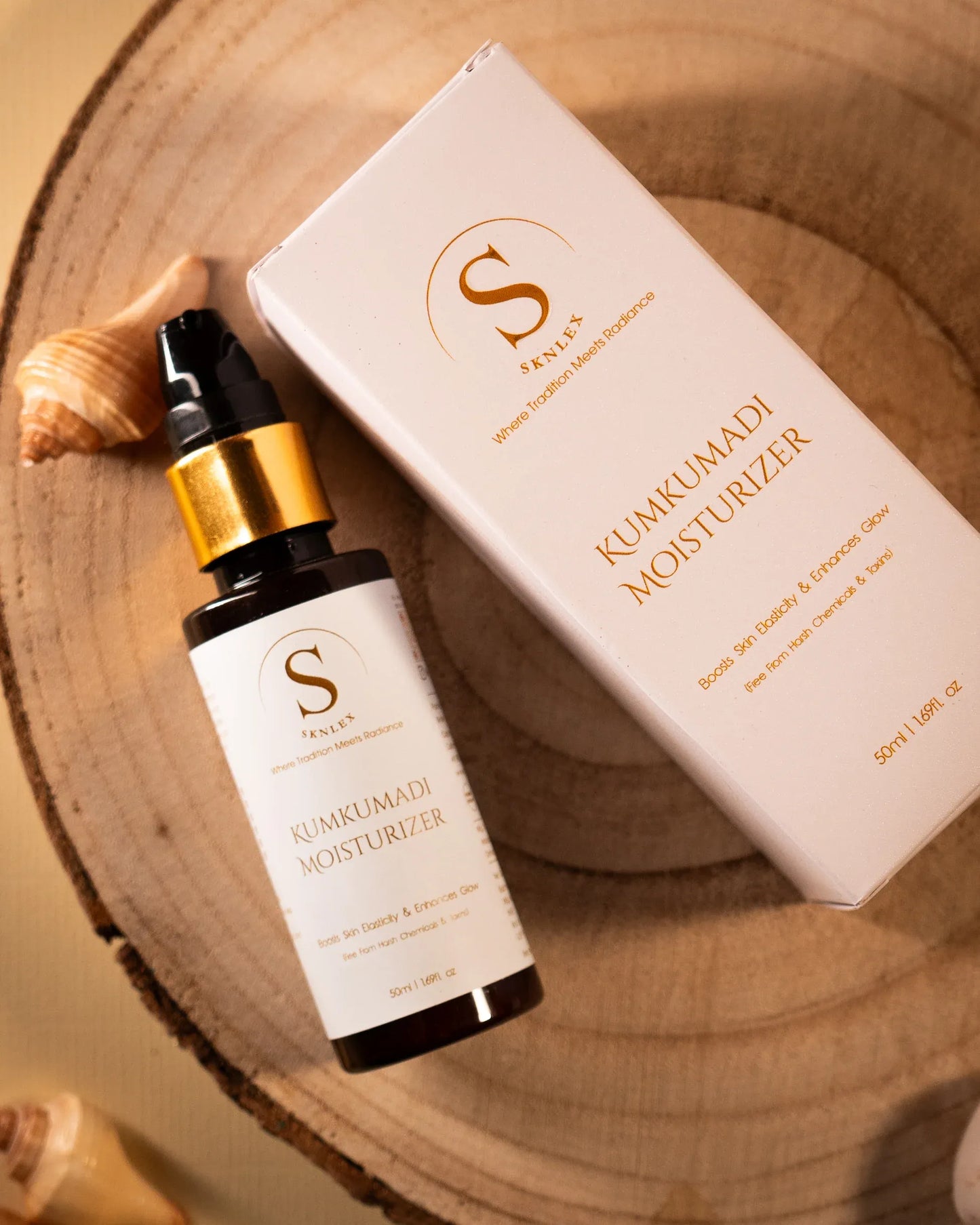 Kumkumadi Moisturizer | Boosts Skin Elasticity & Enhances Glow